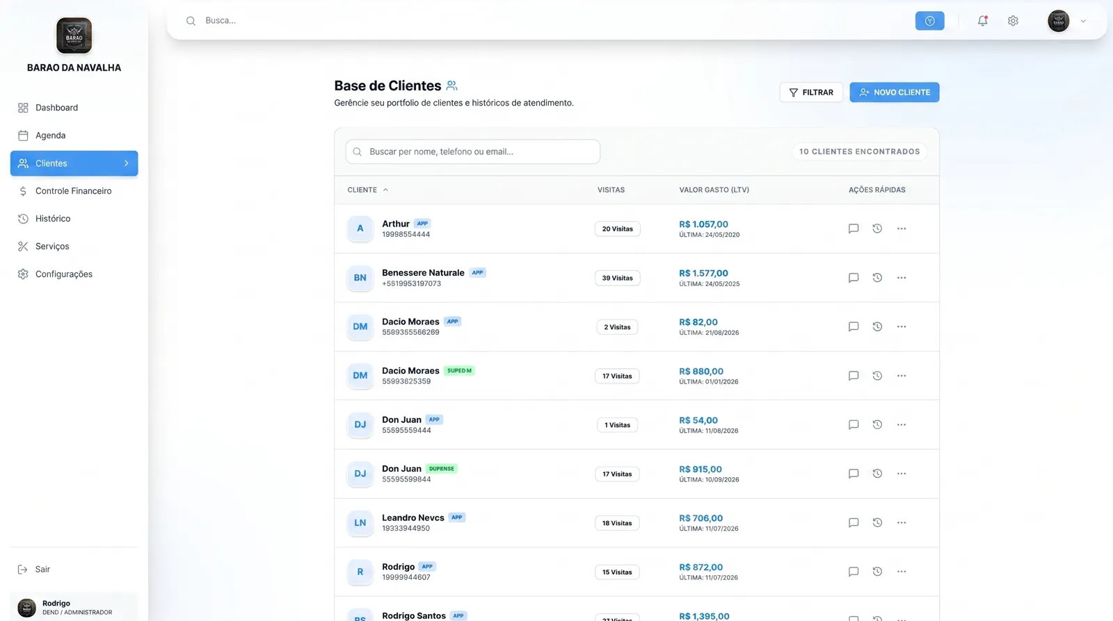 Tela do CRM: Clientes e histórico